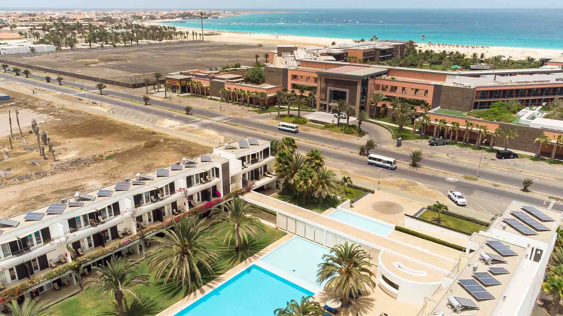 hotel las dunas on the beach with a pool