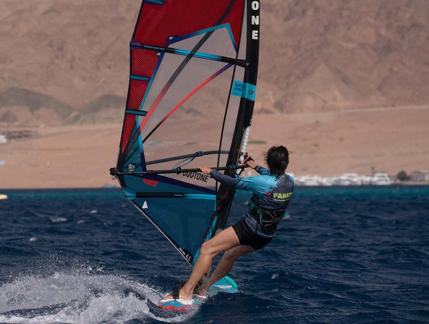 windsurf in Dahab spot