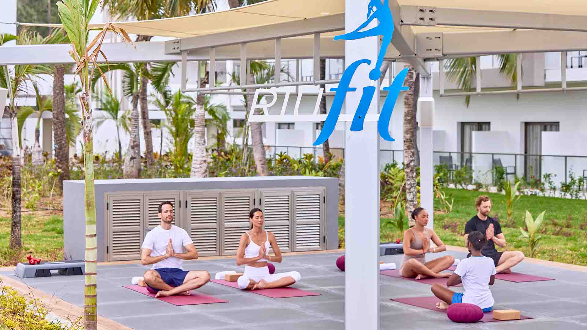 yoga in mauritius riu hotel